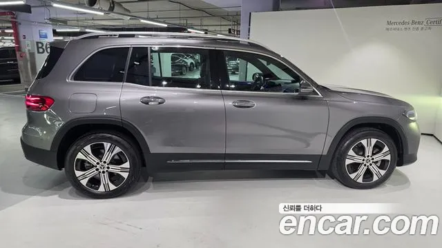 Mercedes-Benz EQB — Фото автомобиля 5