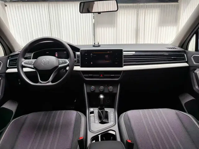 Volkswagen Tiguan L — Фото автомобиля 13