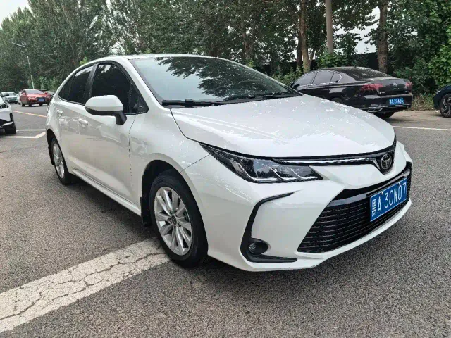 Toyota Corolla — Фото автомобиля 2