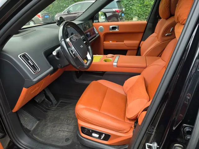 Li Auto L7 — Фото автомобиля 6