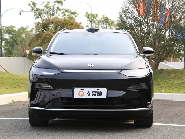 Leapmotor C11 — Фото автомобиля 2