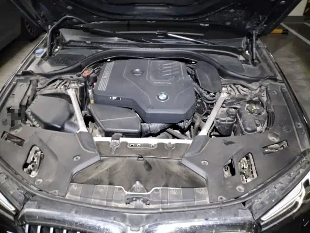 BMW 5 Series — Фото автомобиля 16
