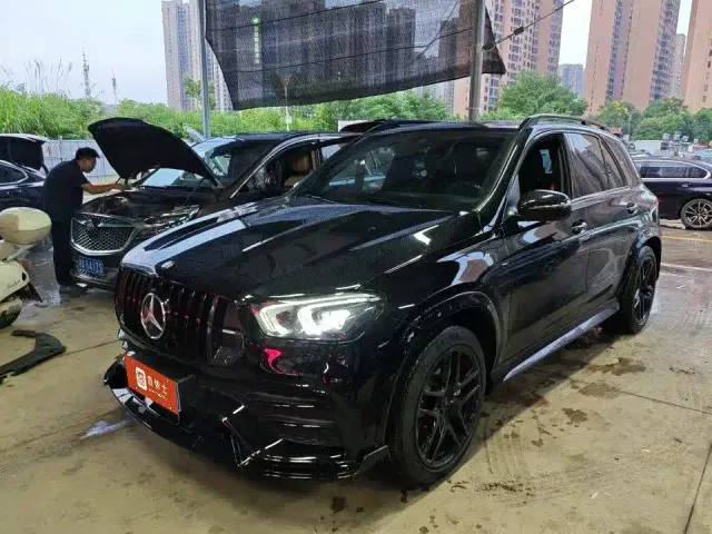 Фотография автомобиля — Mercedes-Benz GLE-Class AMG