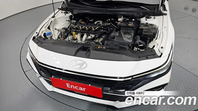 Hyundai Avante CN7 — Фото автомобиля 6