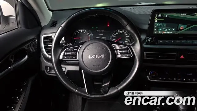 Kia Seltos Seltos Бензин 1.6 турбо 2WD — Фото автомобиля 12