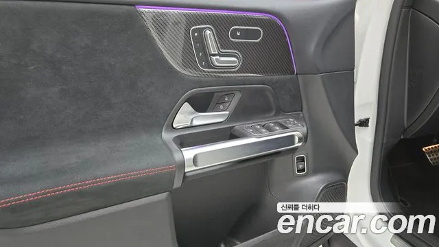 Mercedes-Benz GLB-Class — Фото автомобиля 15