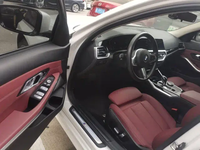 BMW 3 Series — Фото автомобиля 11