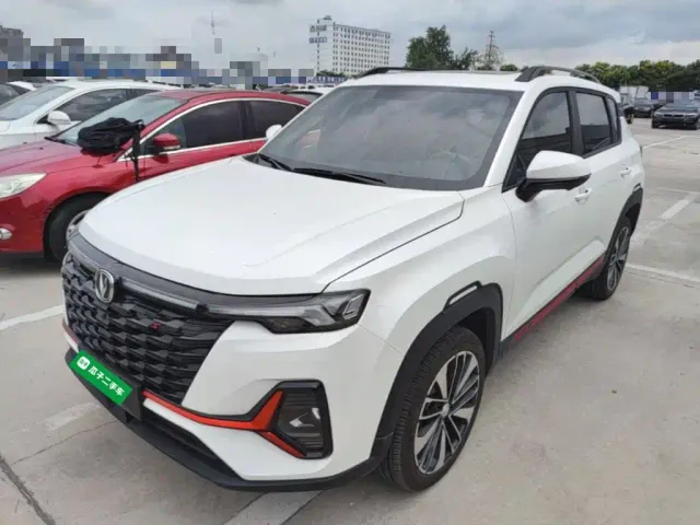 Фотография автомобиля — Changan CS35 Plus