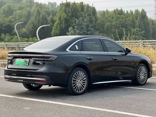 Geely Galaxy Stellar 7 — Фото автомобиля 7