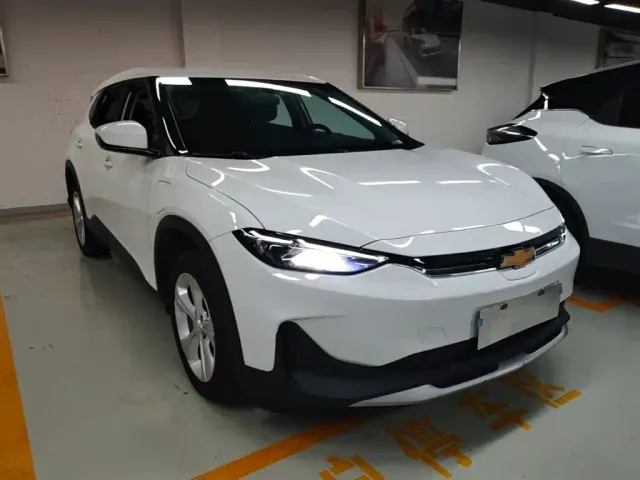 Chevrolet Menlo — Фото автомобиля 3