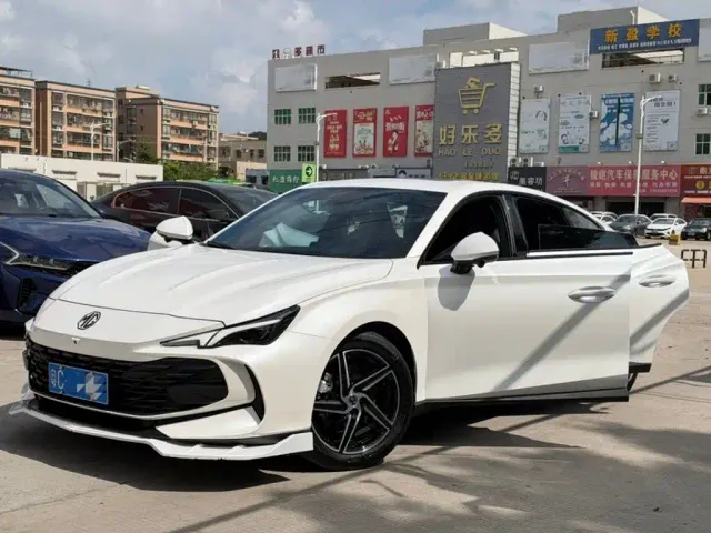 Фотография автомобиля — MG 7