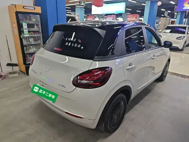 Wuling Bingo — Фото автомобиля 6