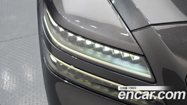 Genesis GV80 2.5T Бензин AWD — Фото автомобиля 18