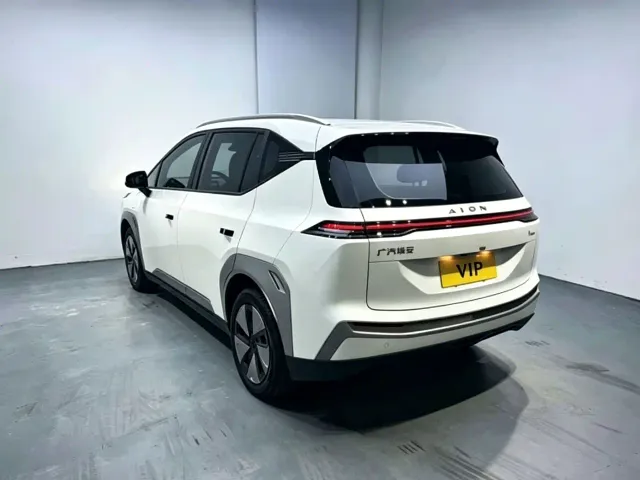GAC Aion Y — Фото автомобиля 6