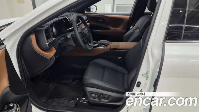 Toyota Crown — Фото автомобиля 10