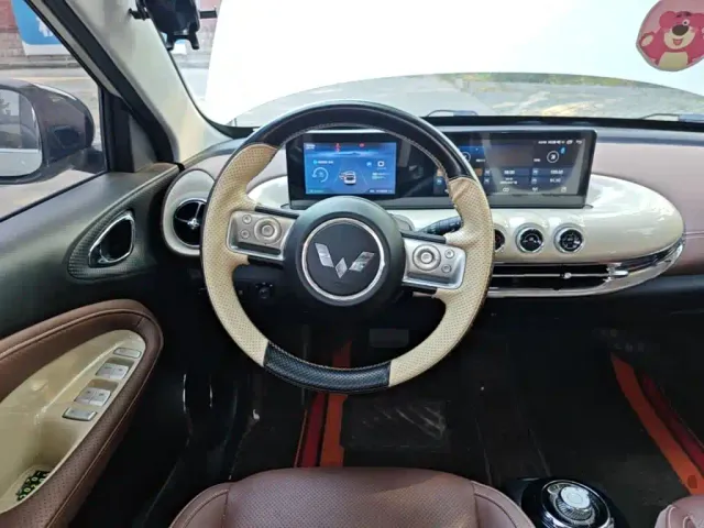 Wuling Bingo — Фото автомобиля 10