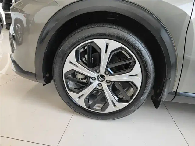 Citroen C5 X — Фото автомобиля 22