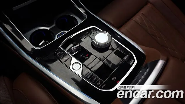 BMW X7 — Фото автомобиля 8