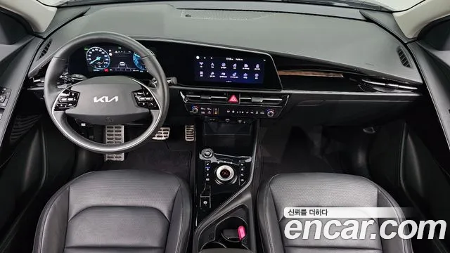 Kia Niro — Фото автомобиля 7