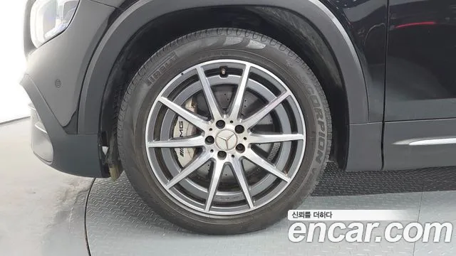 Mercedes-Benz GLB-Class — Фото автомобиля 5
