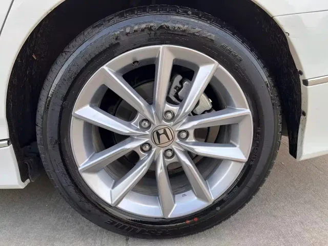 Honda Accord — Фото автомобиля 10