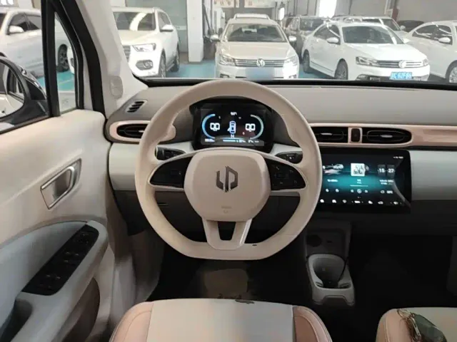 Leapmotor T03 — Фото автомобиля 10