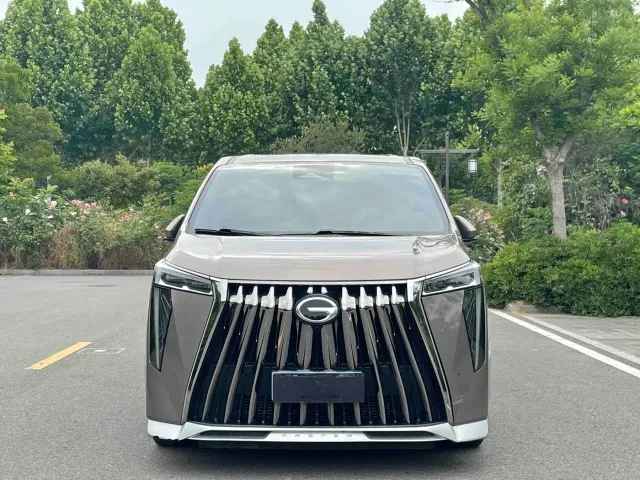 GAC Trumpchi M8 — Фото автомобиля 2