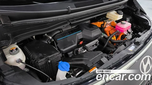 Hyundai Staria — Фото автомобиля 9