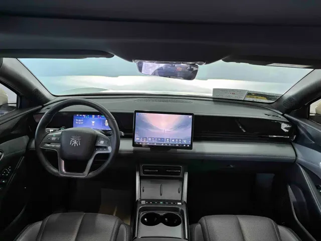 BYD Qin L — Фото автомобиля 5