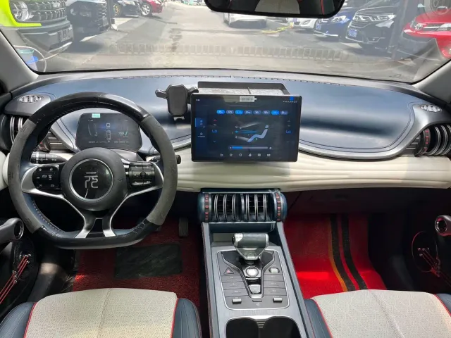 BYD Yuan PLUS — Фото автомобиля 5