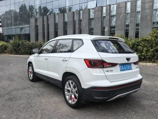 Jetta VS5 — Фото автомобиля 5