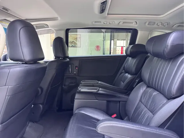 Honda Odyssey — Фото автомобиля 6