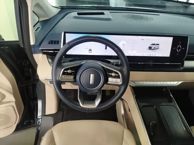 Wey Alpine — Фото автомобиля 10