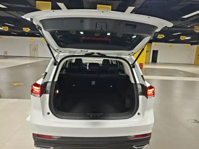 Changan CS75 — Фото автомобиля 18