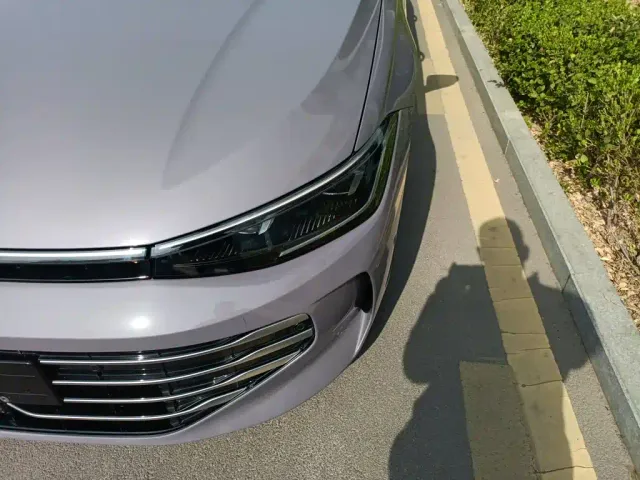Volkswagen Passat — Фото автомобиля 17
