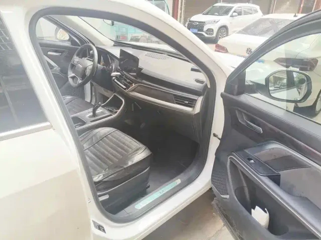 Haval H6 — Фото автомобиля 10