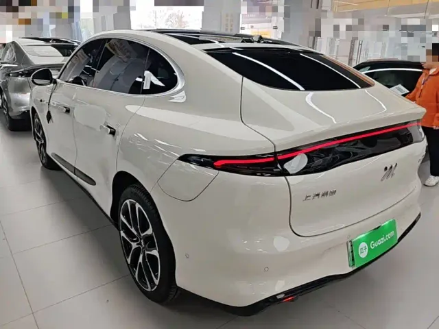 IM Motors LS6 — Фото автомобиля 4