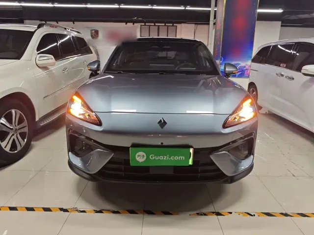 Baojun Yunhai — Фото автомобиля 2