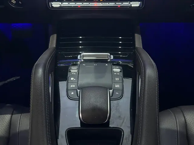 Mercedes-Benz GLE-Class — Фото автомобиля 9