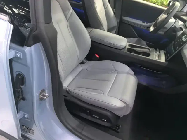 Nio ET5 Touring — Фото автомобиля 24