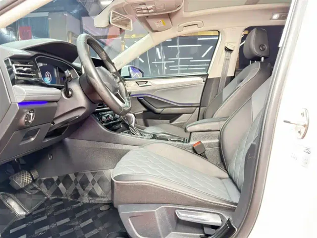 Volkswagen Sagitar — Фото автомобиля 7