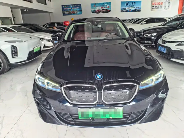 BMW i3 — Фото автомобиля 2