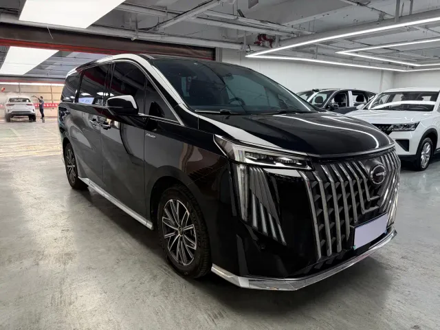 GAC Trumpchi M8 — Фото автомобиля 3