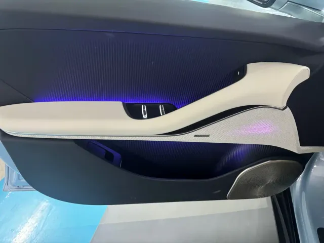 Nio ET5 Touring — Фото автомобиля 6