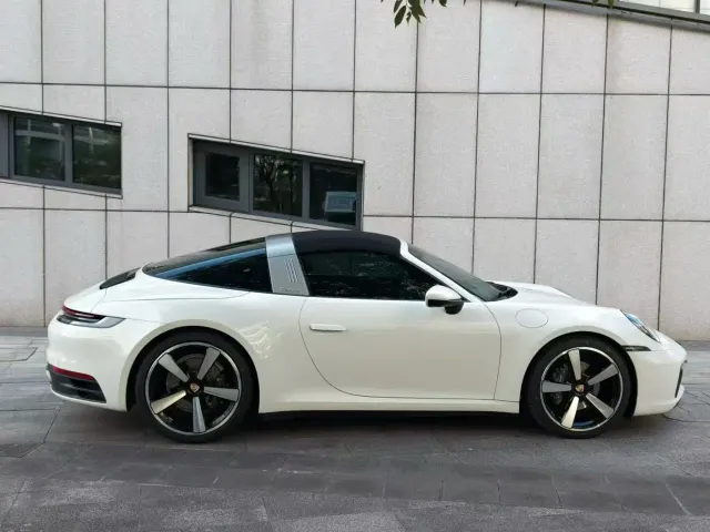 Porsche 911 — Фото автомобиля 2
