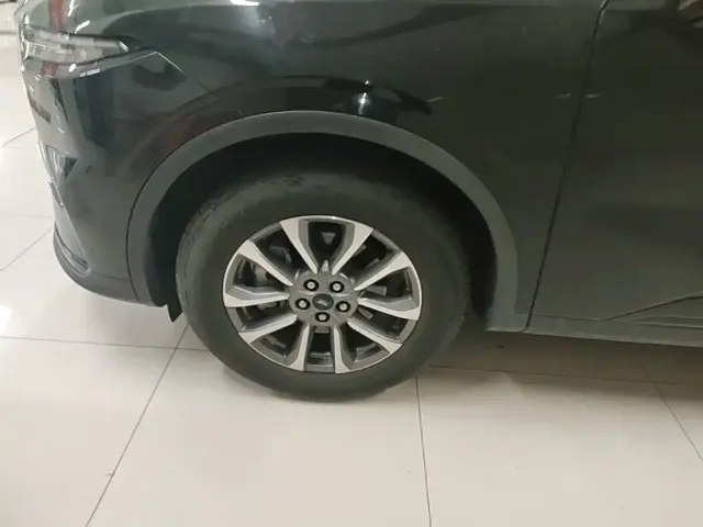 Ford Edge — Фото автомобиля 22