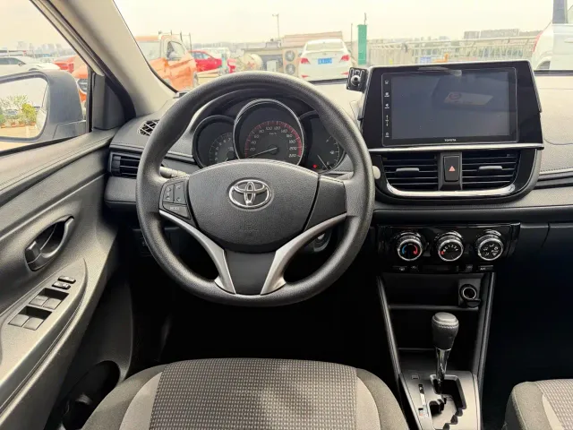 Toyota Vios — Фото автомобиля 14