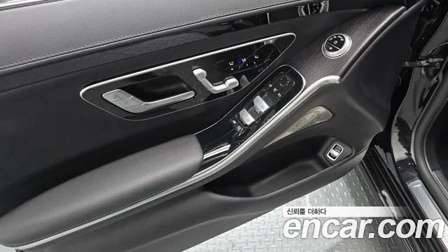 Mercedes-Benz S-Class W223 — Фото автомобиля 14