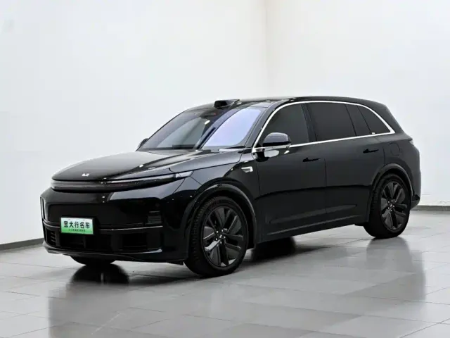 Li Auto L7 — Фото автомобиля 2
