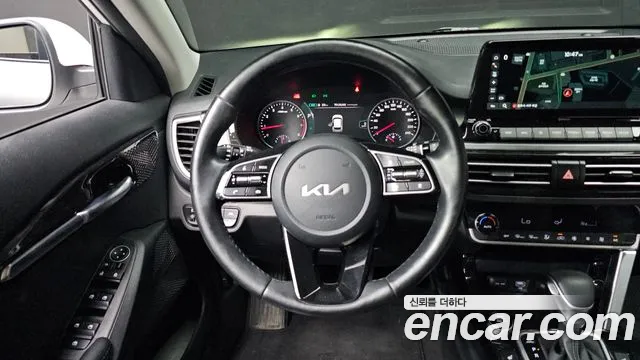 Kia Seltos Seltos Бензин 1.6 турбо 2WD — Фото автомобиля 13